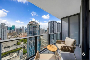 Modern Studio in Downtown Miami with Stunning City Views